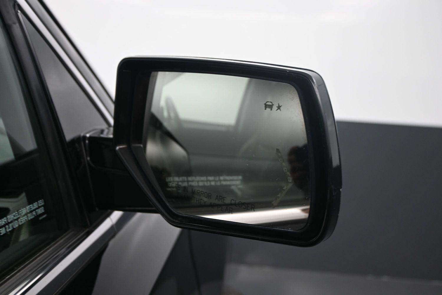 Used 2015 Onyx Black GMC Denali image 8