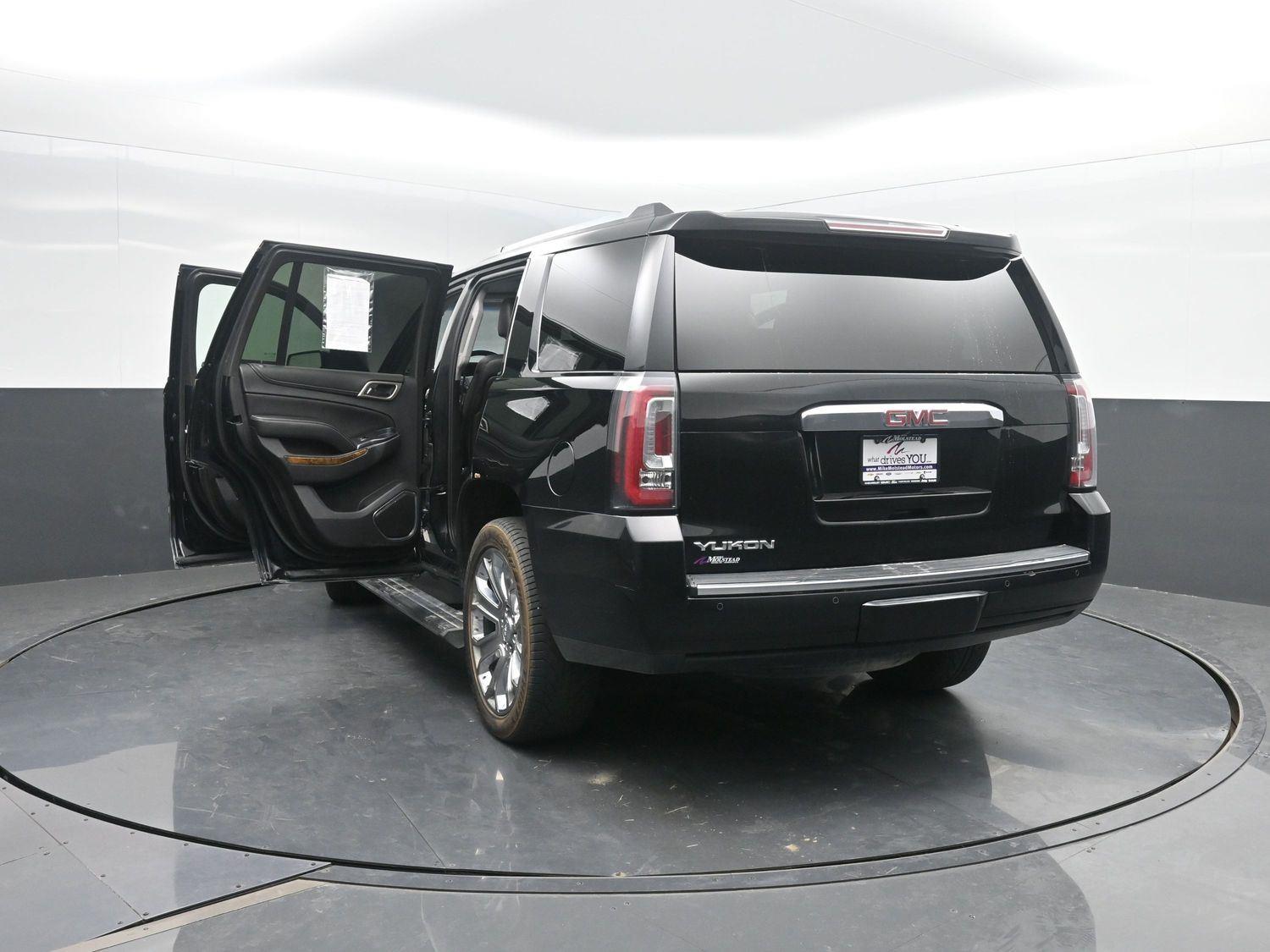 Used 2015 Onyx Black GMC Denali image 50
