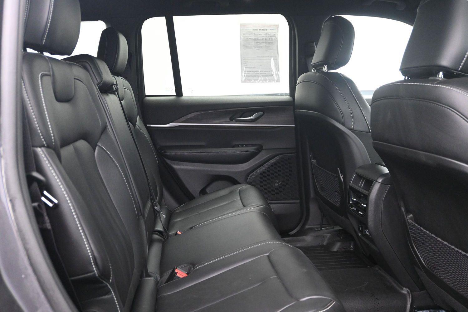 Used 2025 Baltic Gray Metallic Clearcoat Jeep Limited image 12
