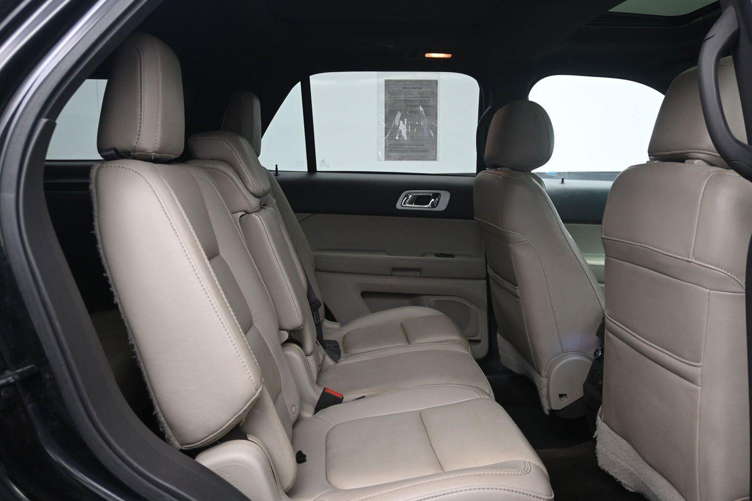Used 2015 Tuxedo Black Metallic Ford Limited image 12