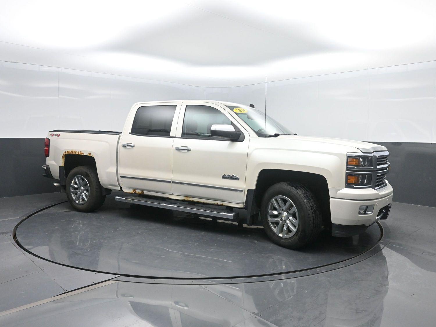 Used 2014 White Diamond Tricoat Chevrolet High Country image 4