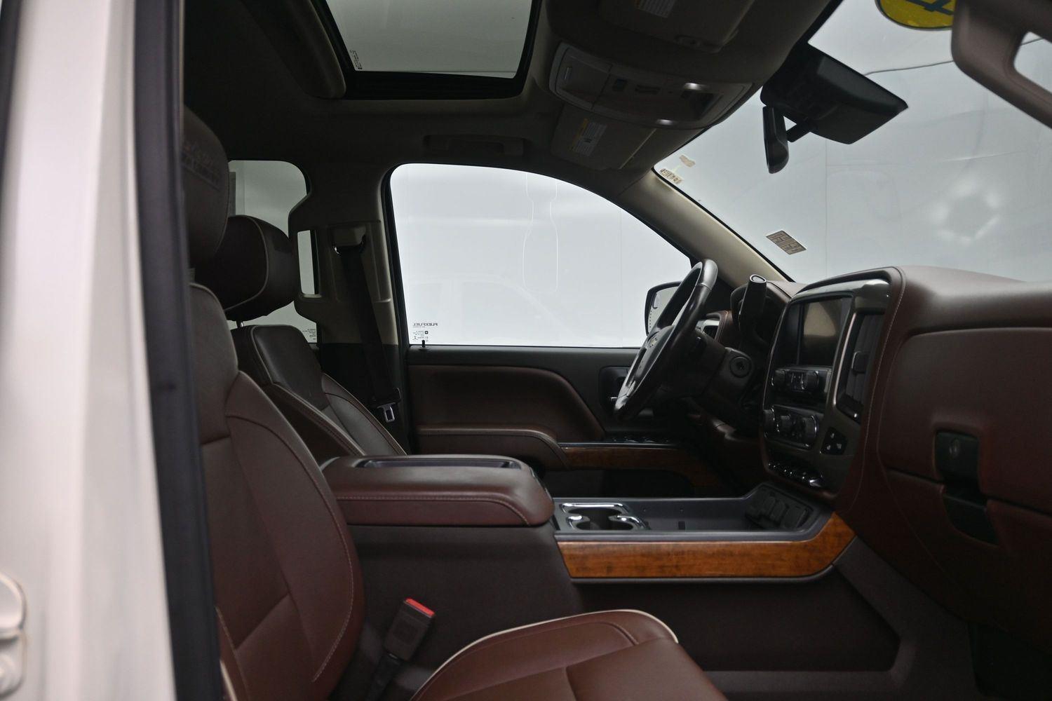 Used 2014 White Diamond Tricoat Chevrolet High Country image 10