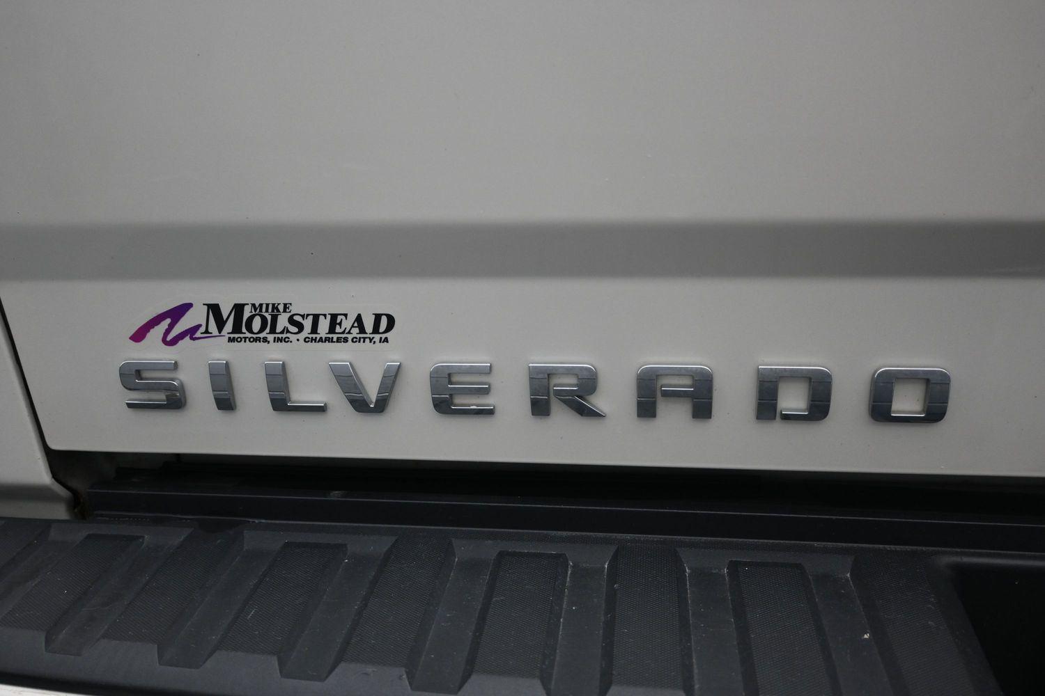 Used 2014 White Diamond Tricoat Chevrolet High Country image 16
