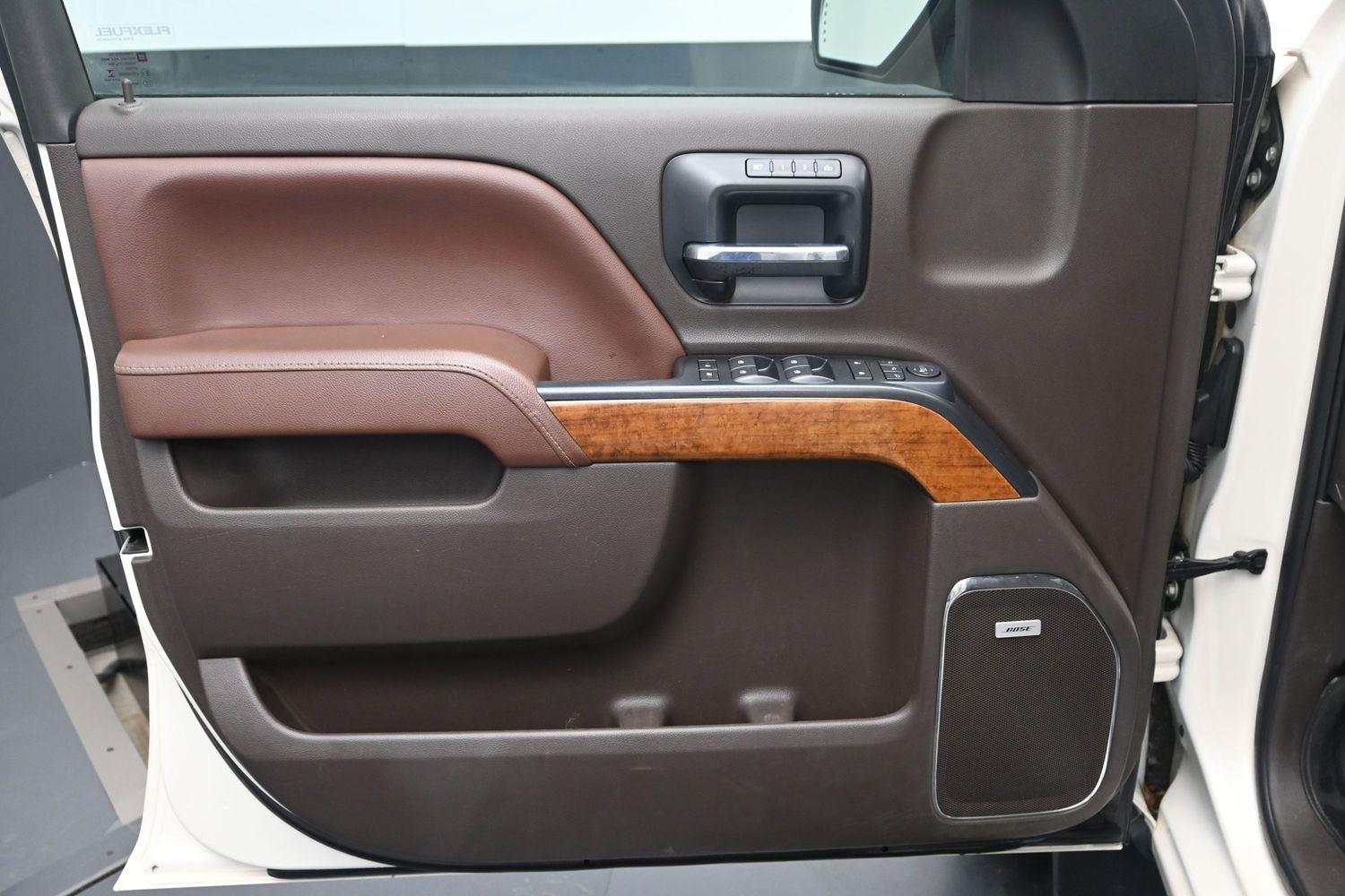 Used 2014 White Diamond Tricoat Chevrolet High Country image 19