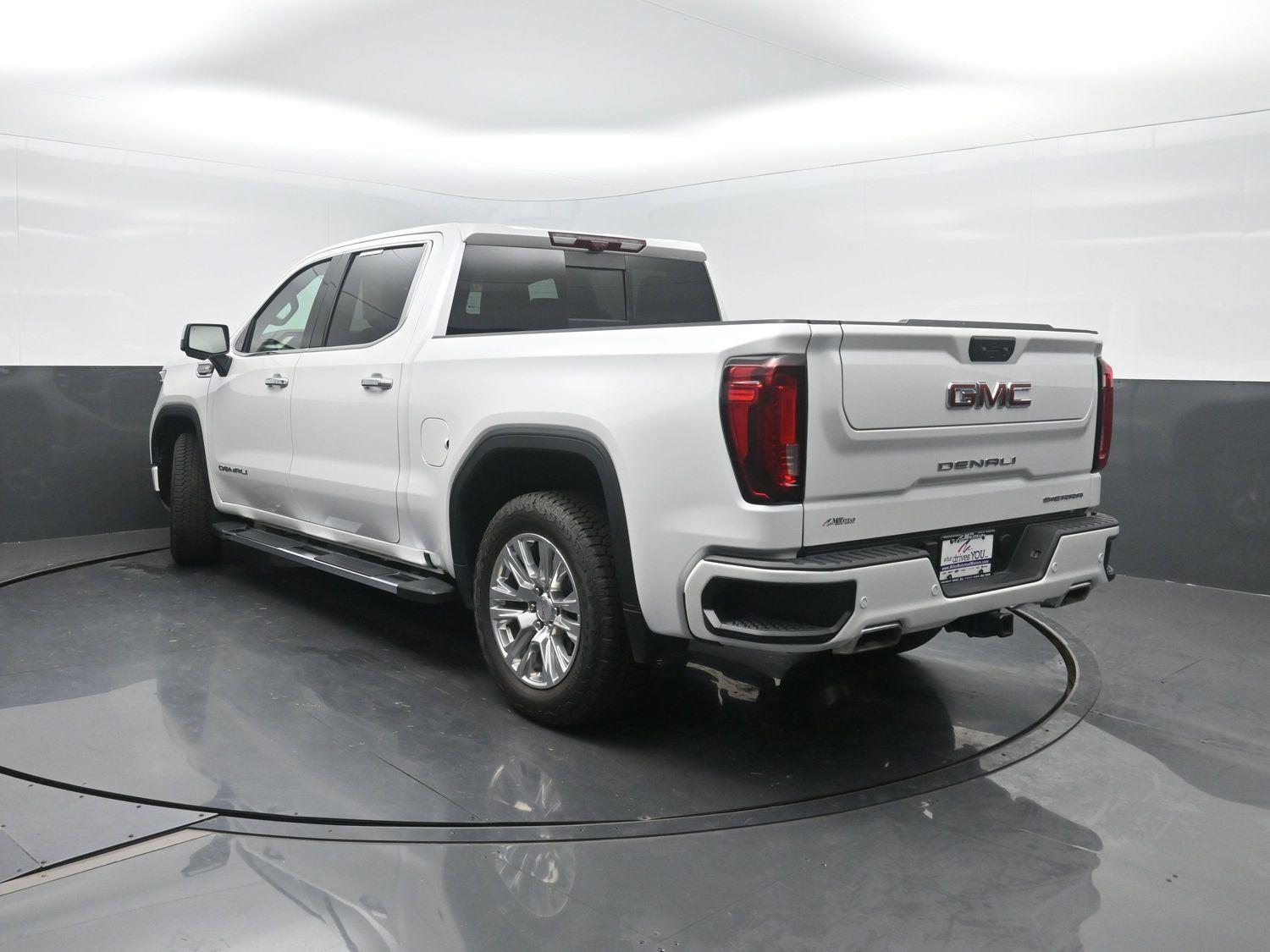 Used 2025 White Frost Tricoat GMC Denali image 48
