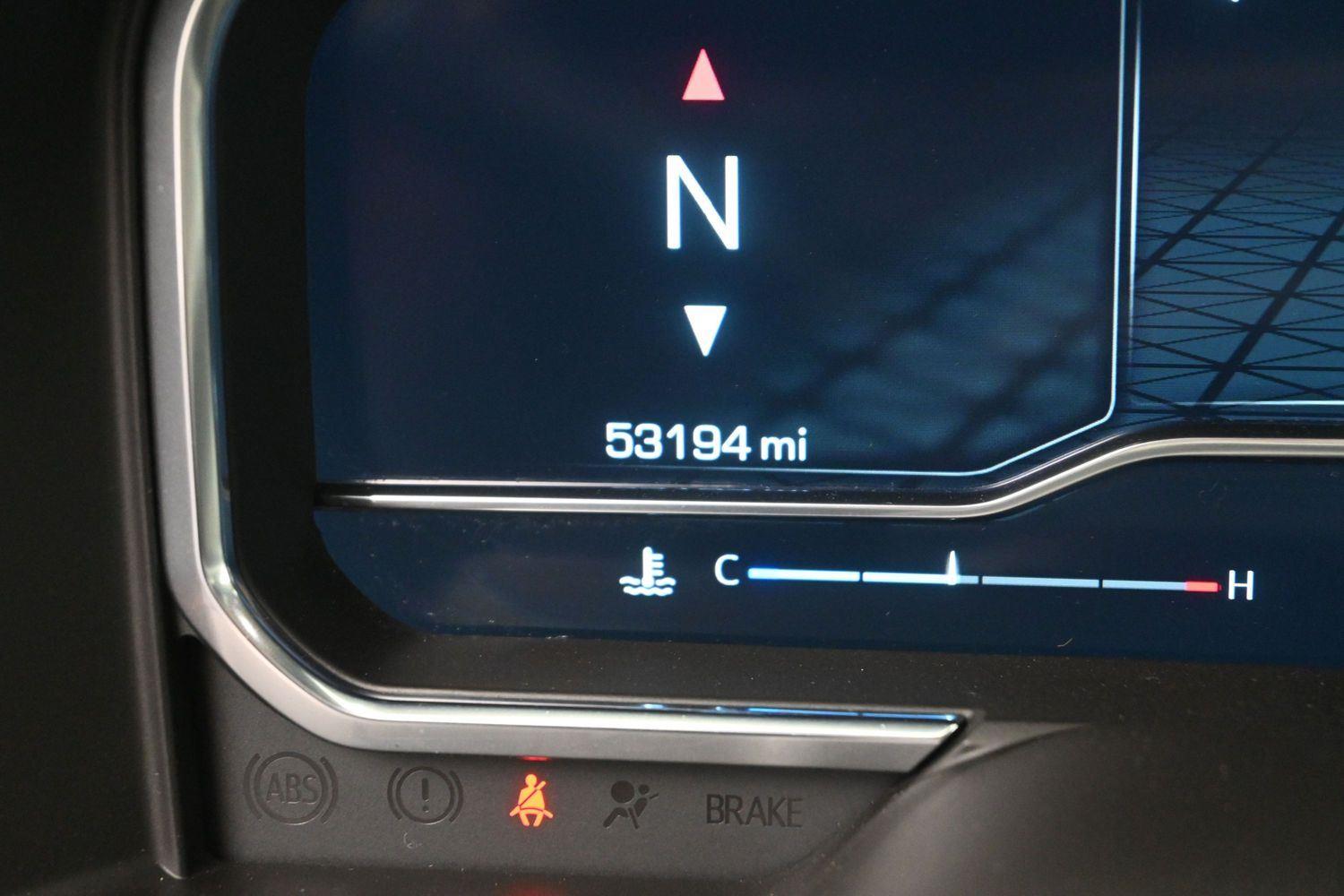 Used 2025 White Frost Tricoat GMC Denali image 30