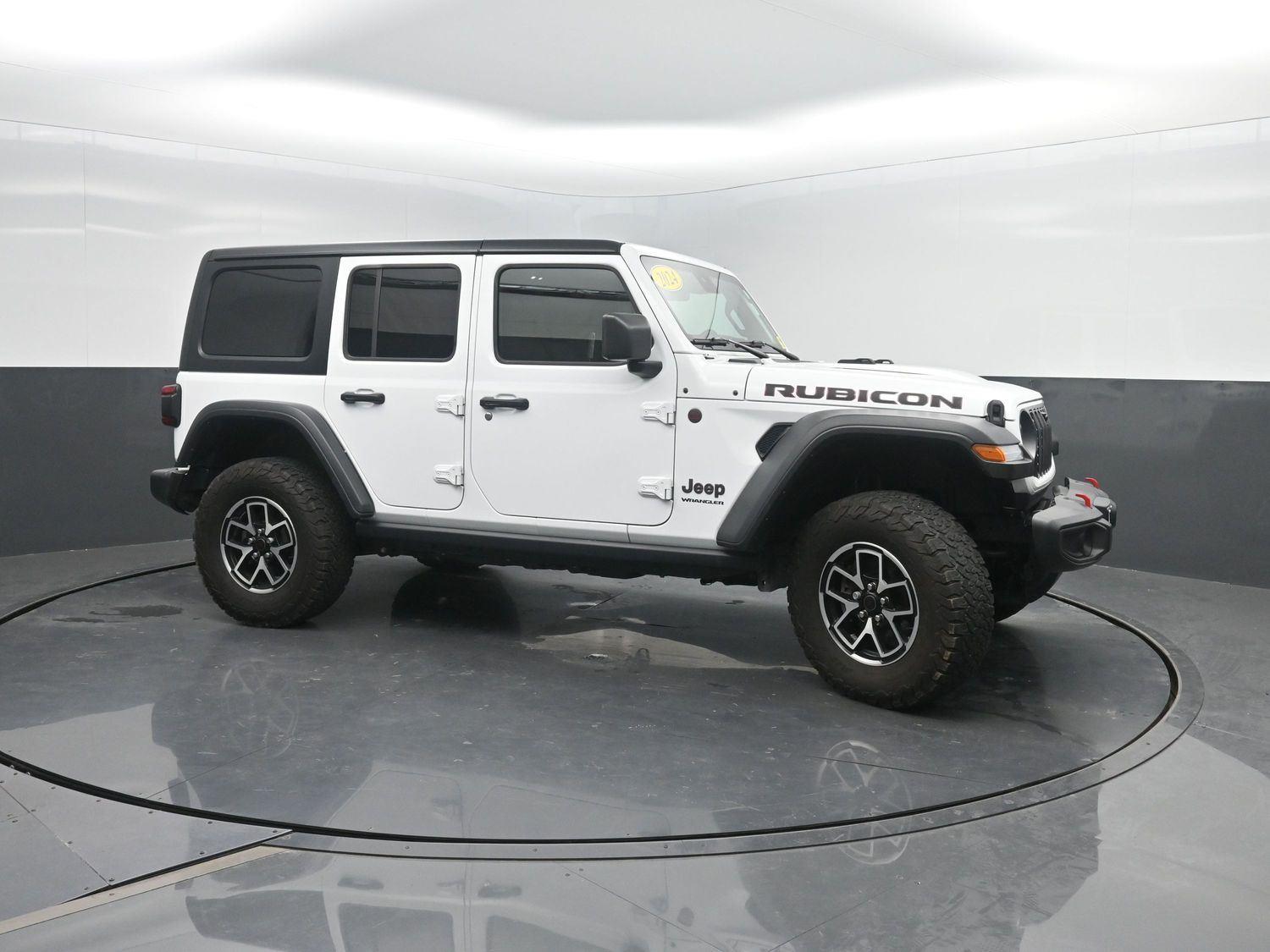Used 2024 Bright White Jeep Rubicon image 4