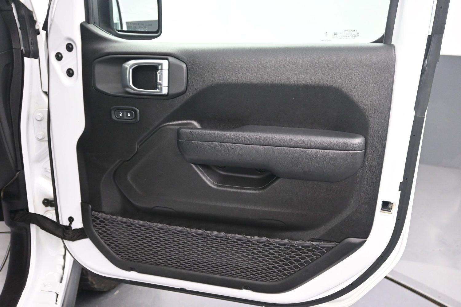 Used 2024 Bright White Jeep Rubicon image 11