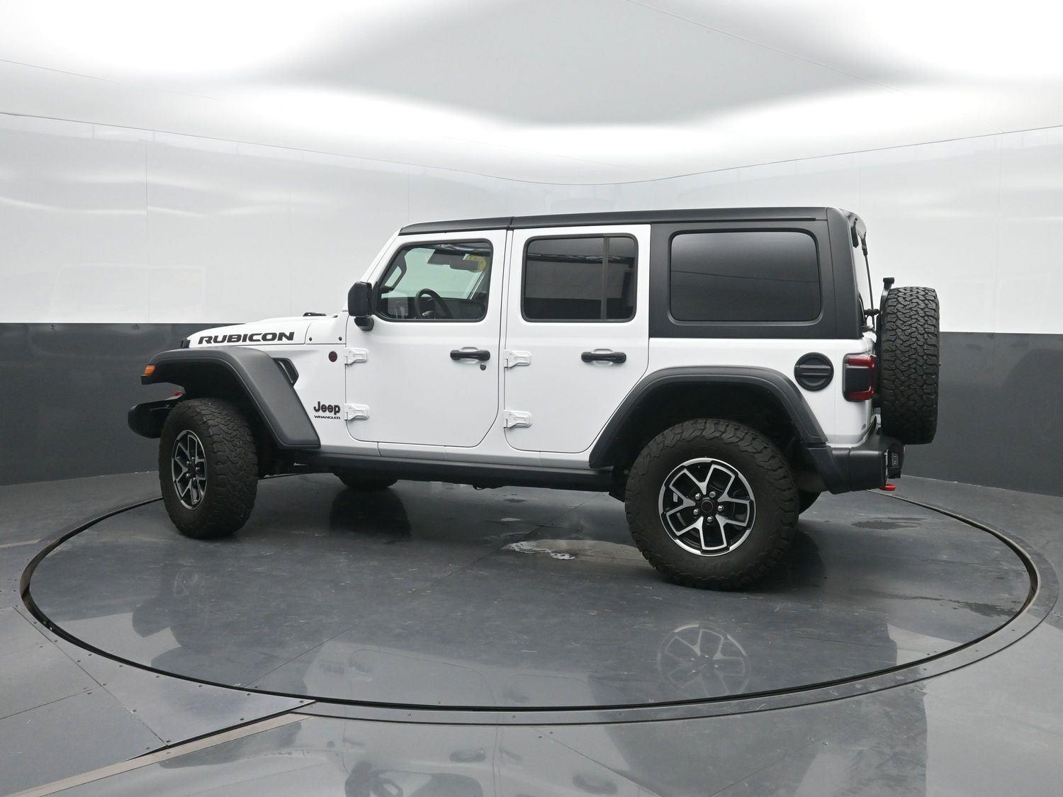 Used 2024 Bright White Jeep Rubicon image 37