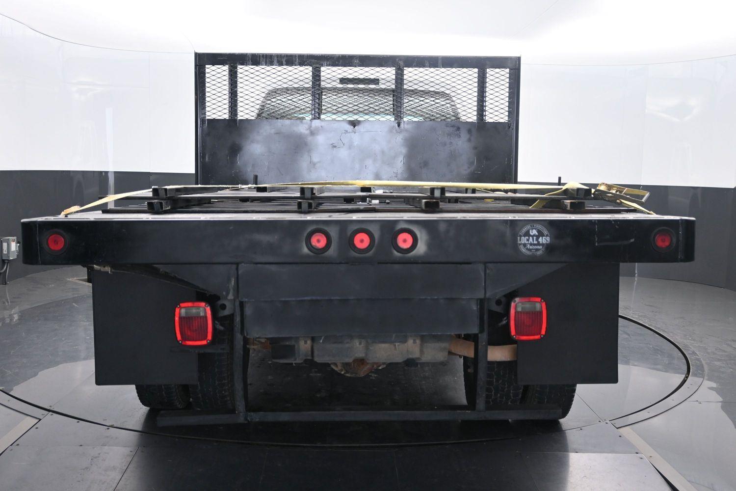Used 2008 Oxford White Ford XL image 9