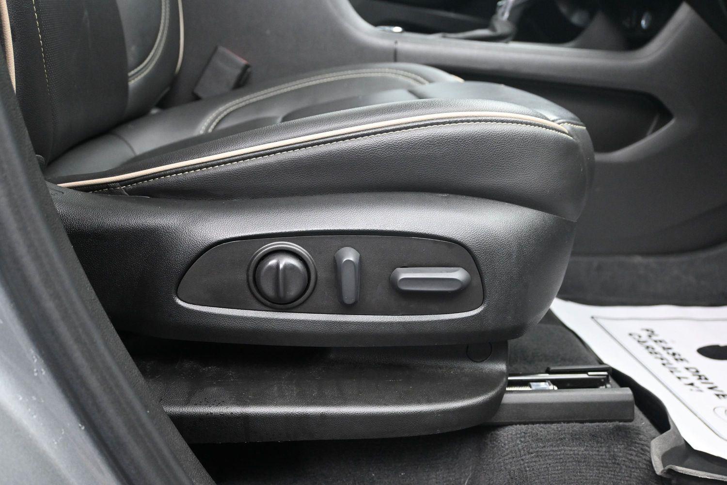 Used 2023 Sterling Gray Metallic Chevrolet Premier image 11