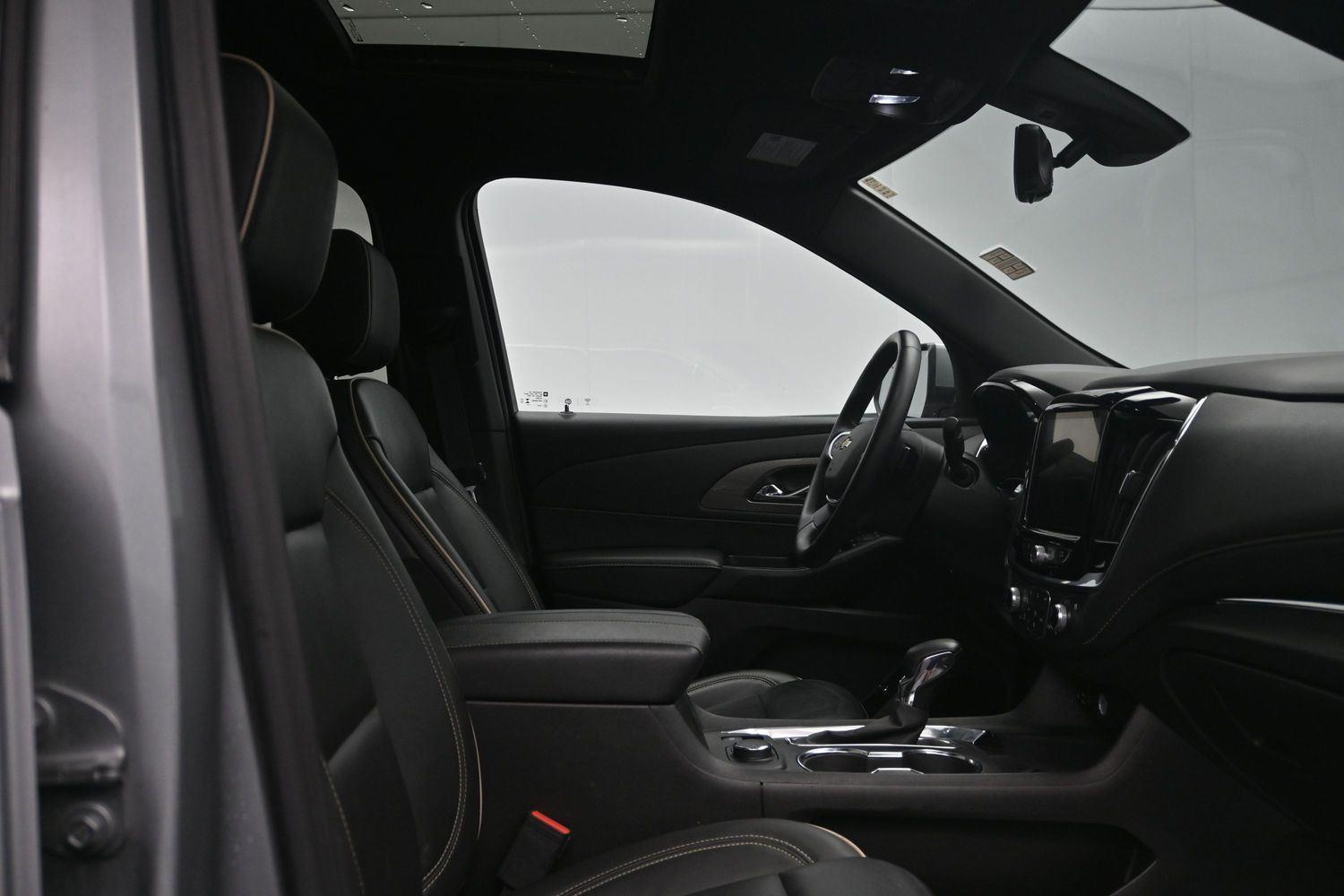 Used 2023 Sterling Gray Metallic Chevrolet Premier image 12