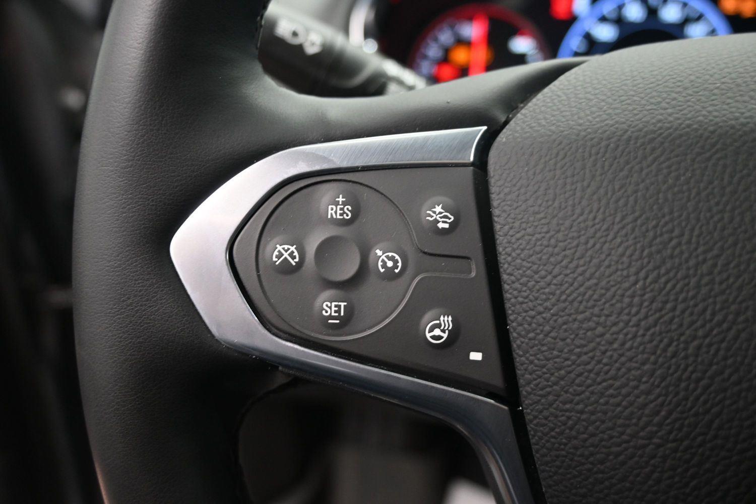 Used 2023 Sterling Gray Metallic Chevrolet Premier image 27