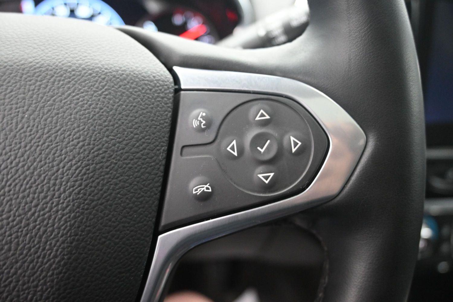 Used 2023 Sterling Gray Metallic Chevrolet Premier image 28