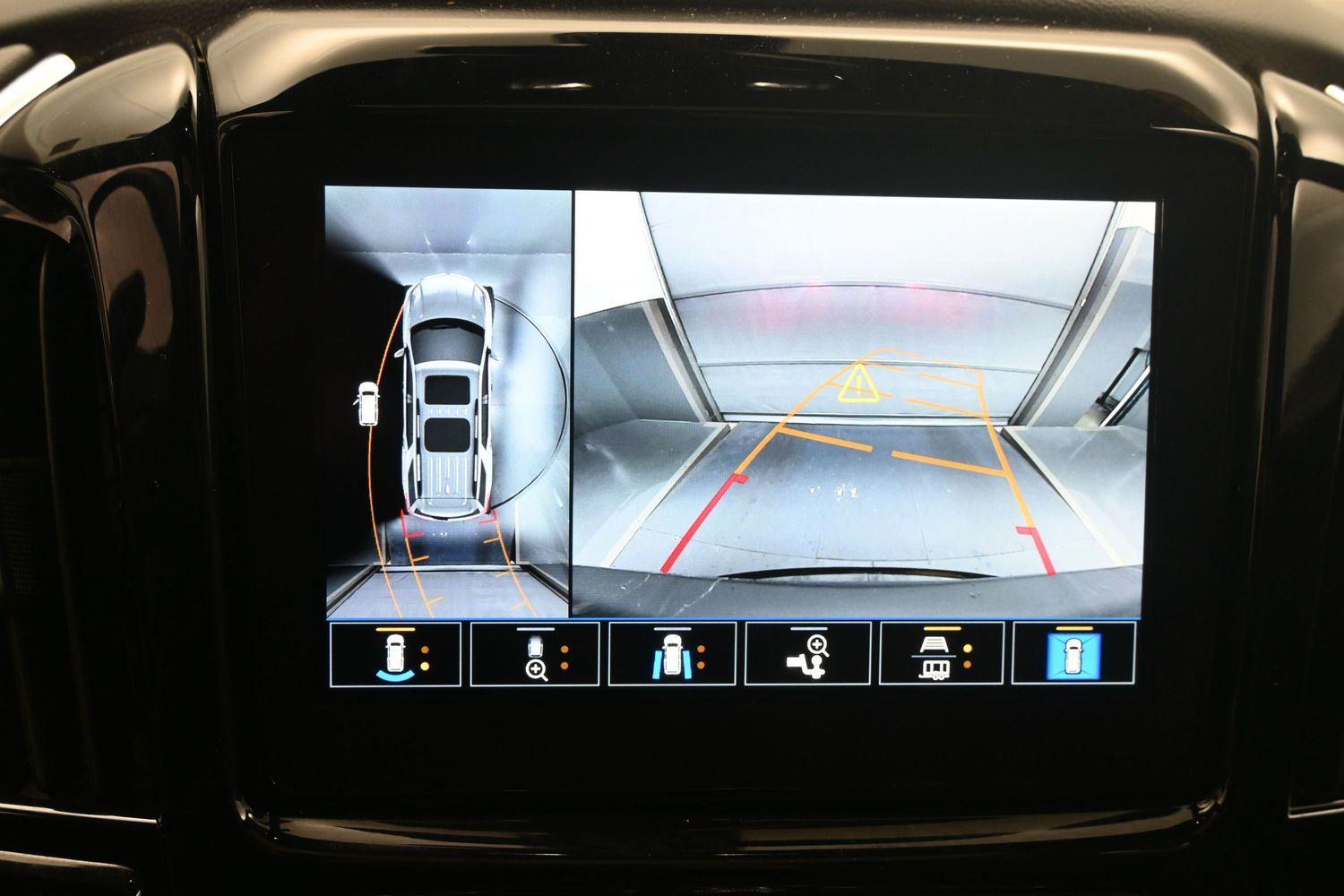 Used 2023 Sterling Gray Metallic Chevrolet Premier image 32