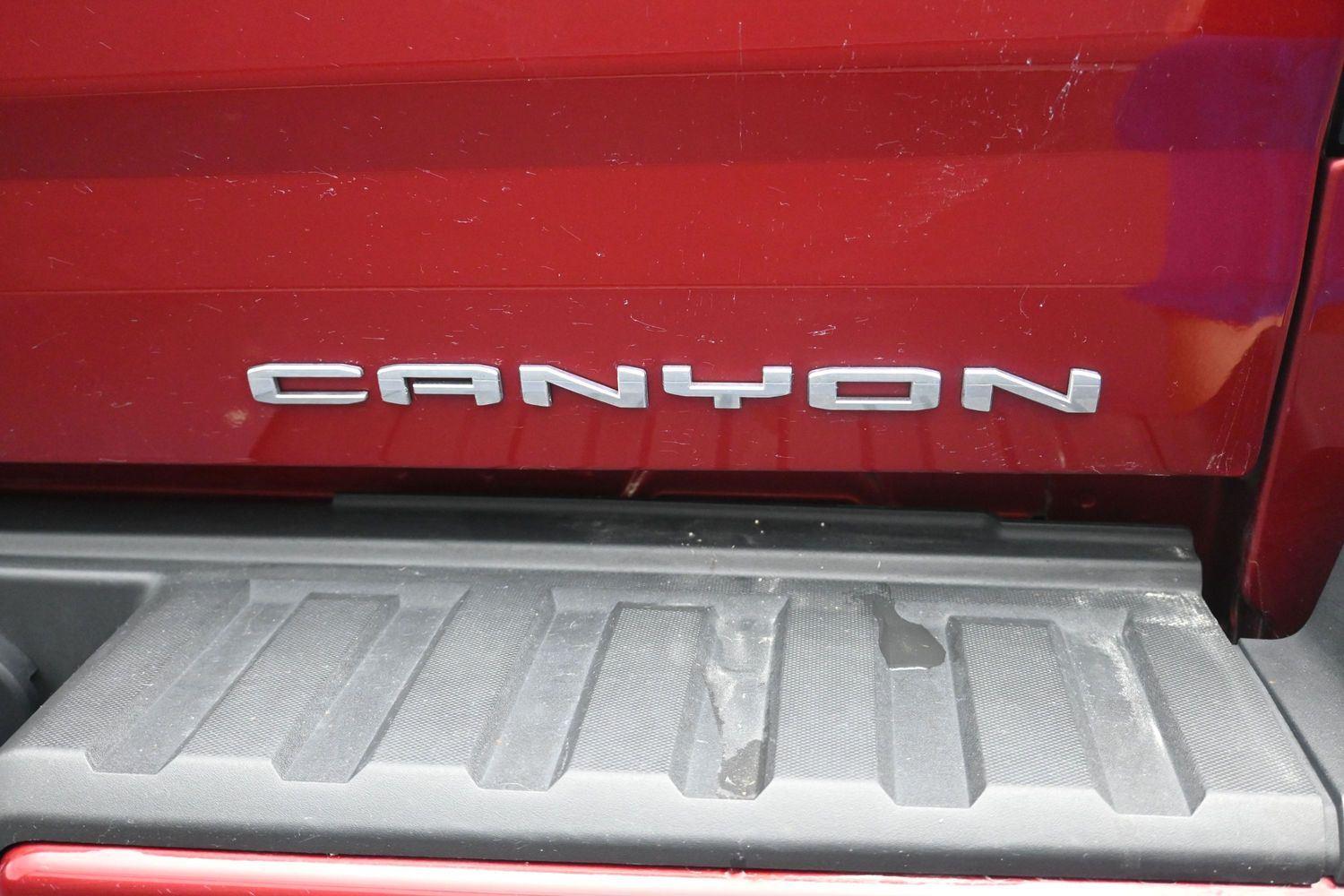 Used 2022  GMC  image 14