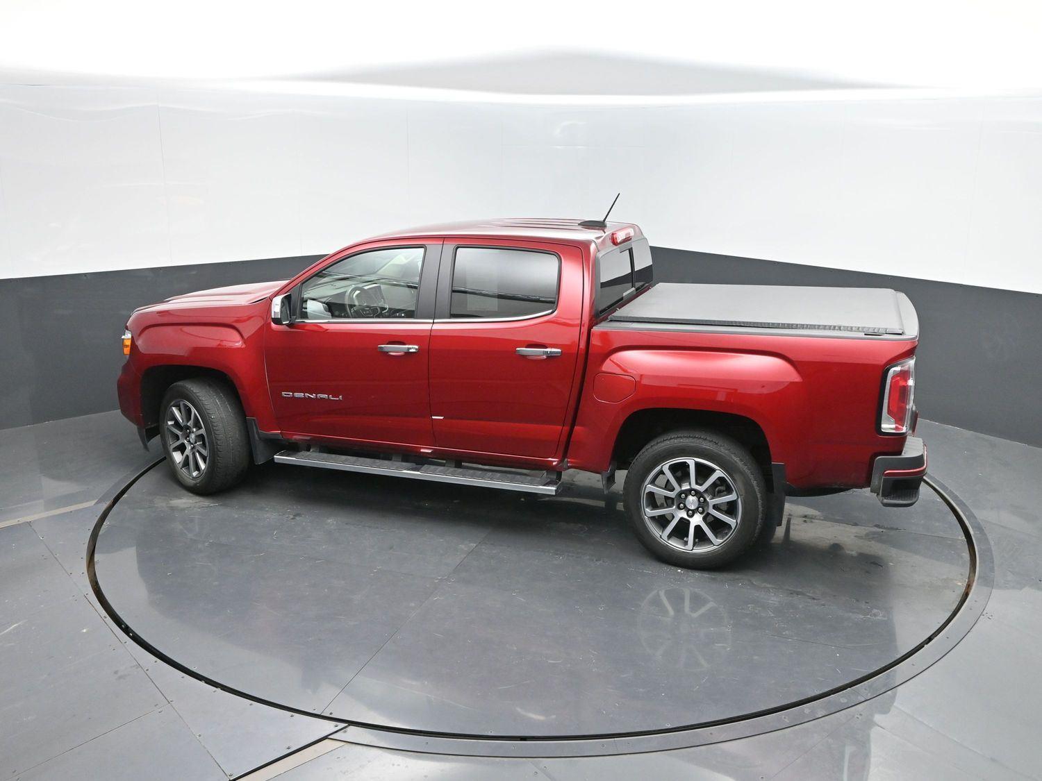 Used 2022  GMC  image 35