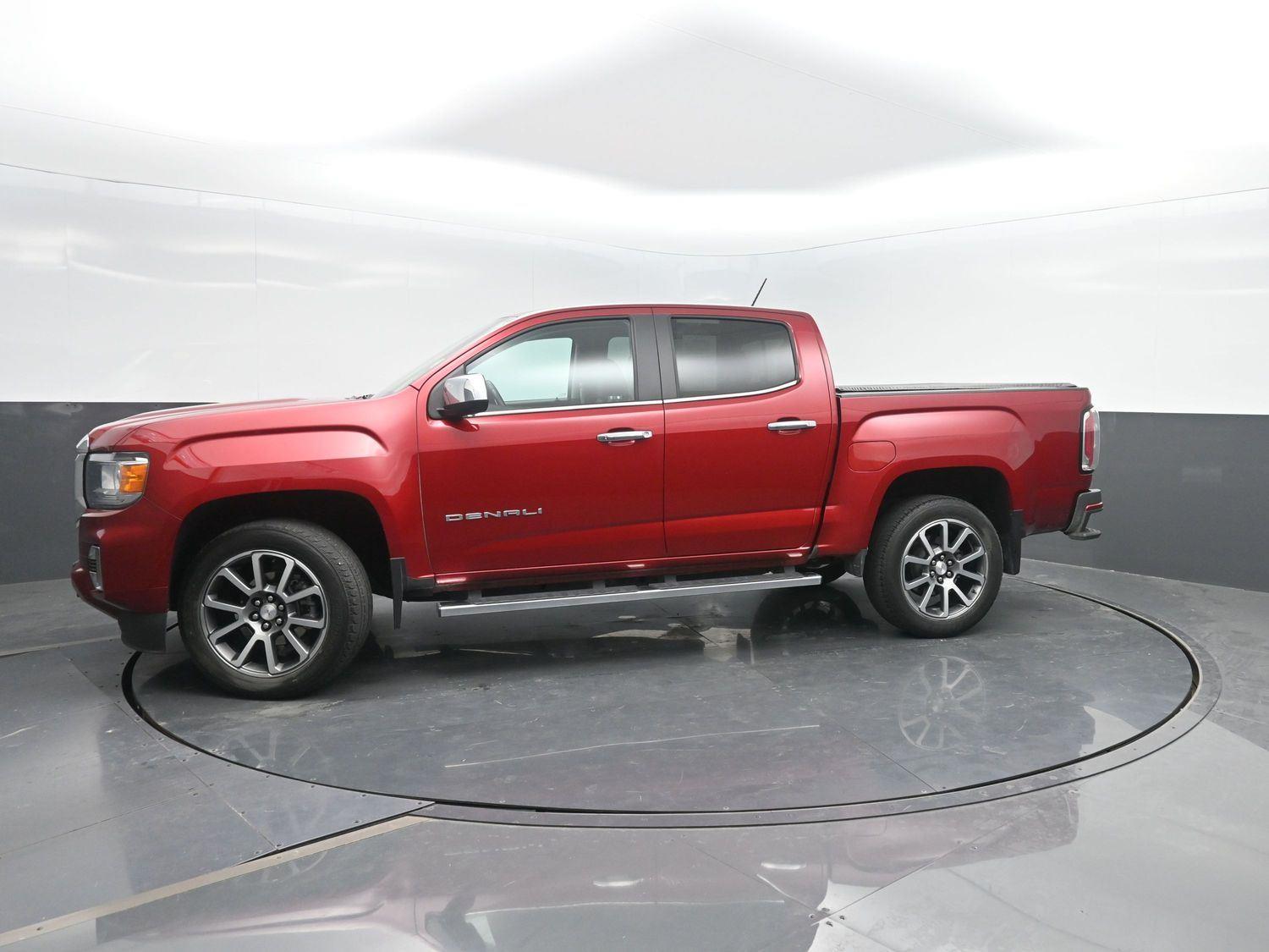 Used 2022  GMC  image 39