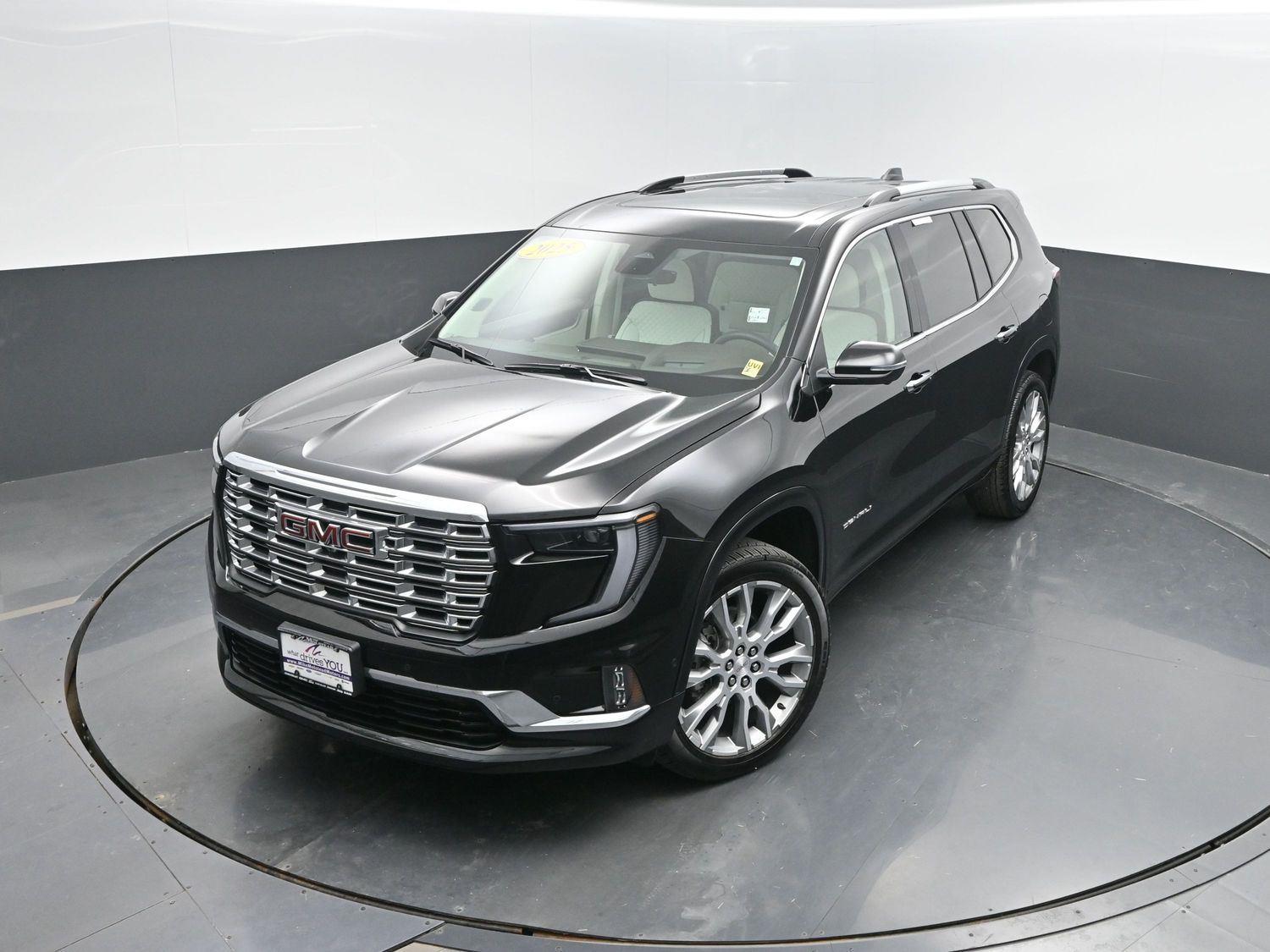 Used 2025 Ebony Twilight Metallic GMC AWD Denali image 41