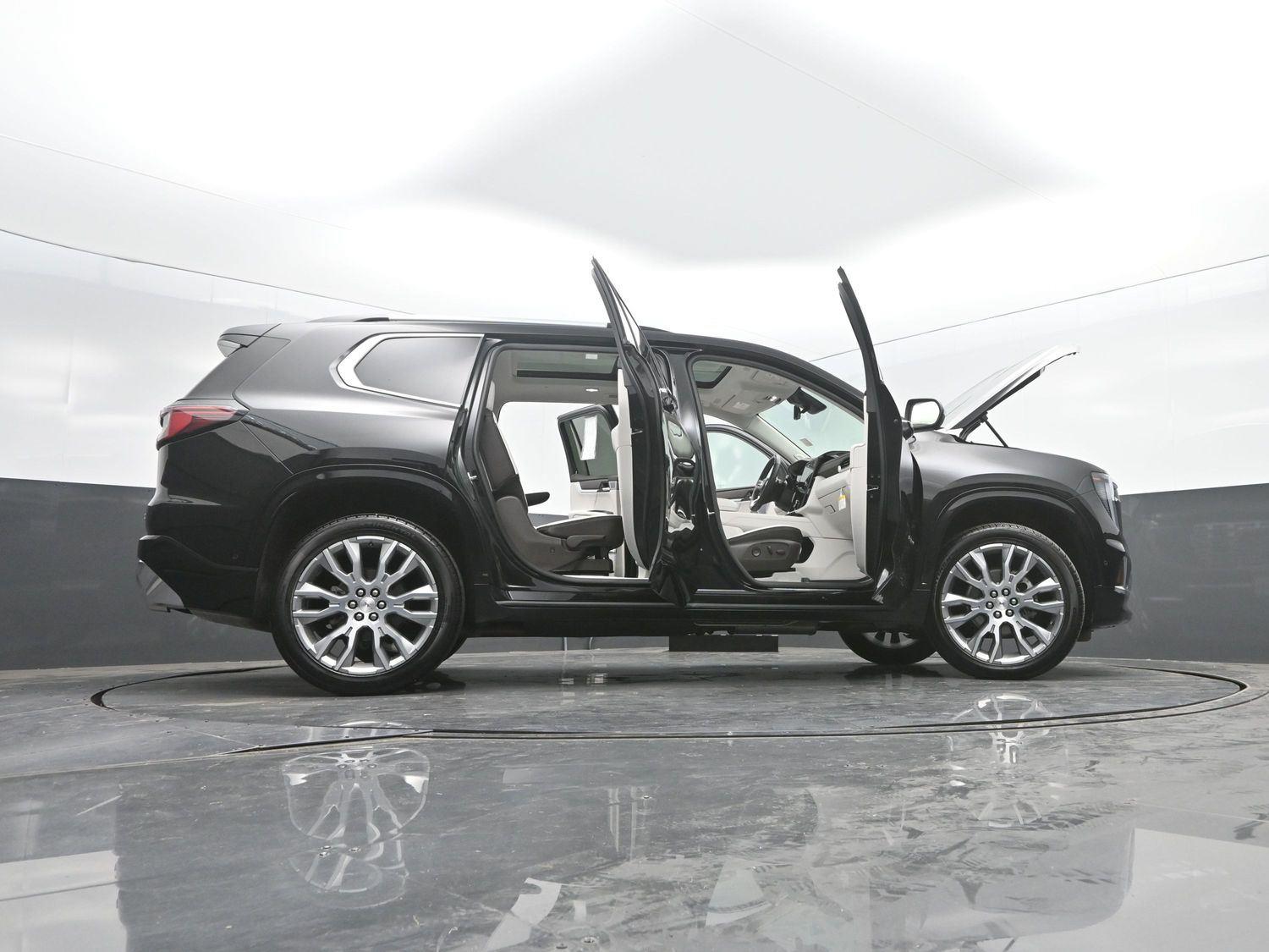 Used 2025 Ebony Twilight Metallic GMC AWD Denali image 56