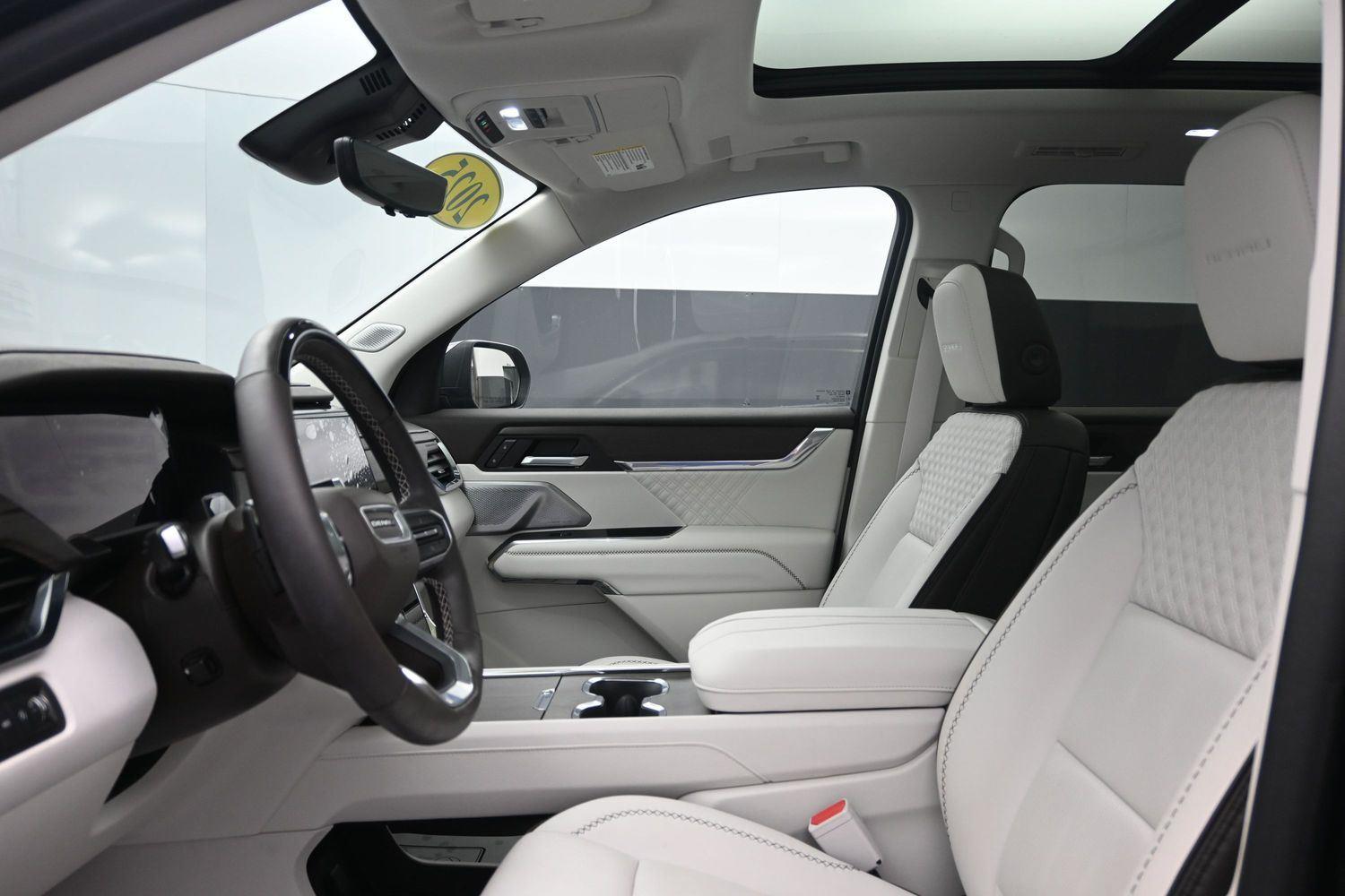 Used 2025 Ebony Twilight Metallic GMC AWD Denali image 25