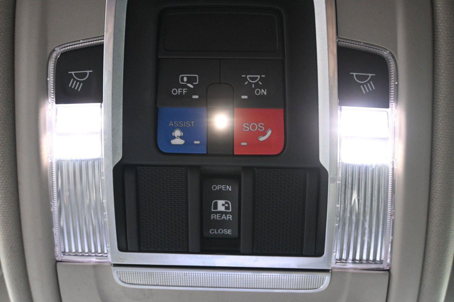 Used 2022 Granite Crystal Metallic Clearcoat Ram Laramie image 33