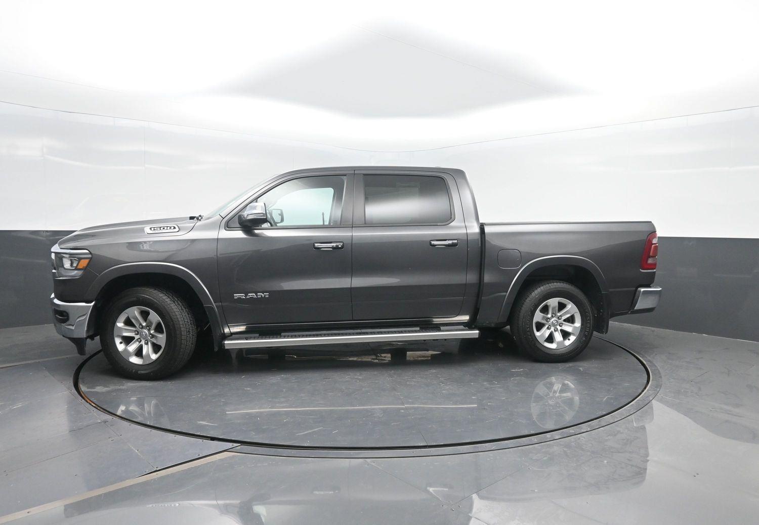 2022 RAM 1500 Laramie Crew Cab 4WD