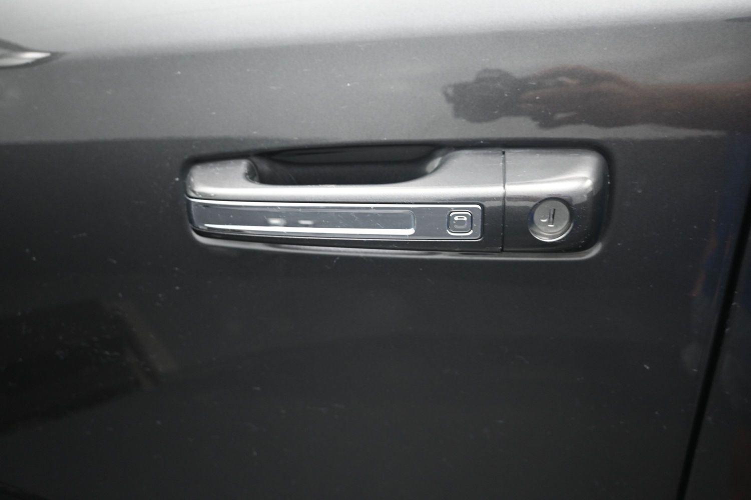 Used 2022 Granite Crystal Metallic Clearcoat Ram Laramie image 19