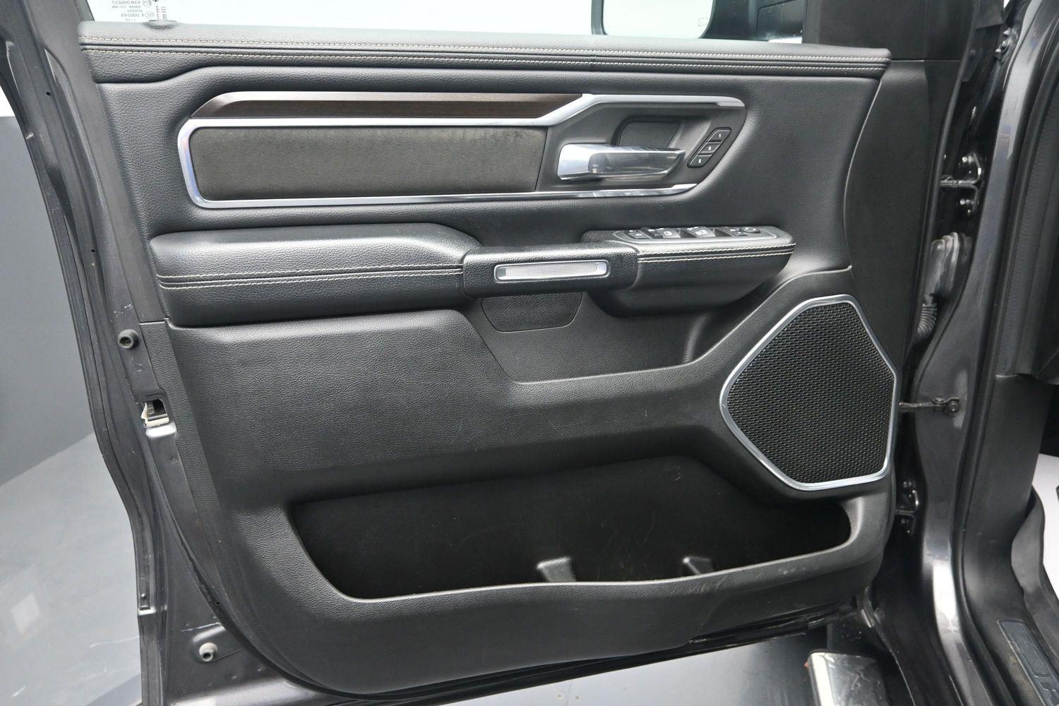 Used 2022 Granite Crystal Metallic Clearcoat Ram Laramie image 20