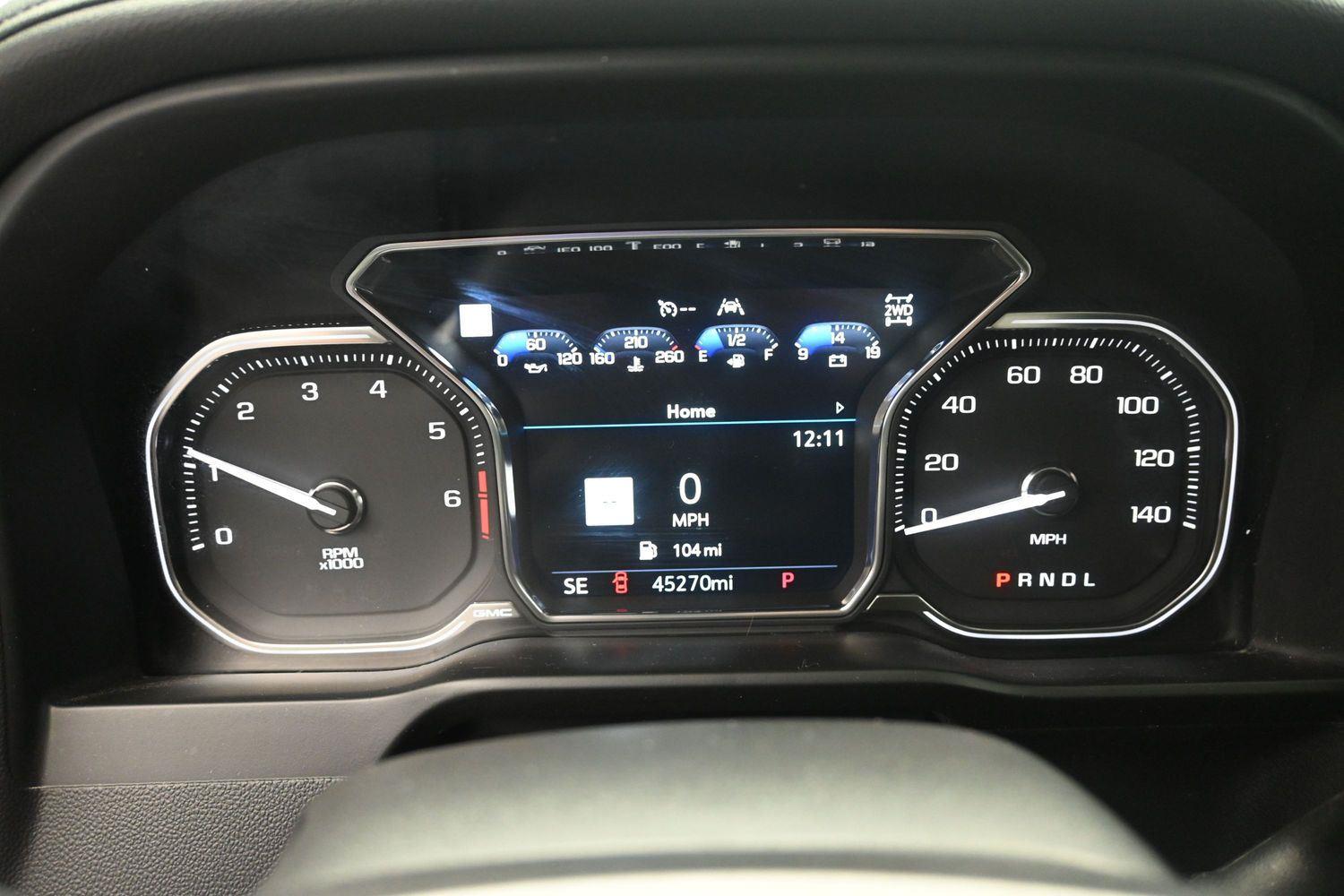 Used 2021 White Frost Tricoat GMC Denali image 29