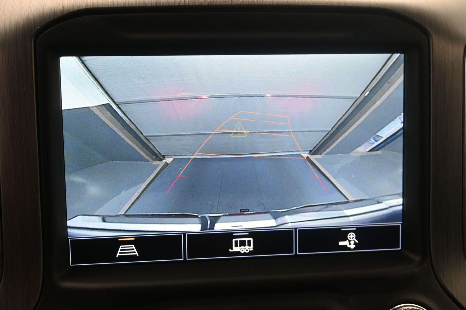 Used 2021 White Frost Tricoat GMC Denali image 32