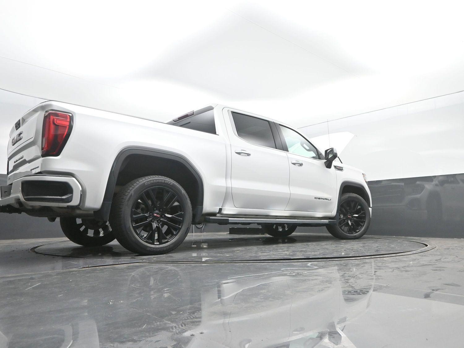 Used 2021 White Frost Tricoat GMC Denali image 54