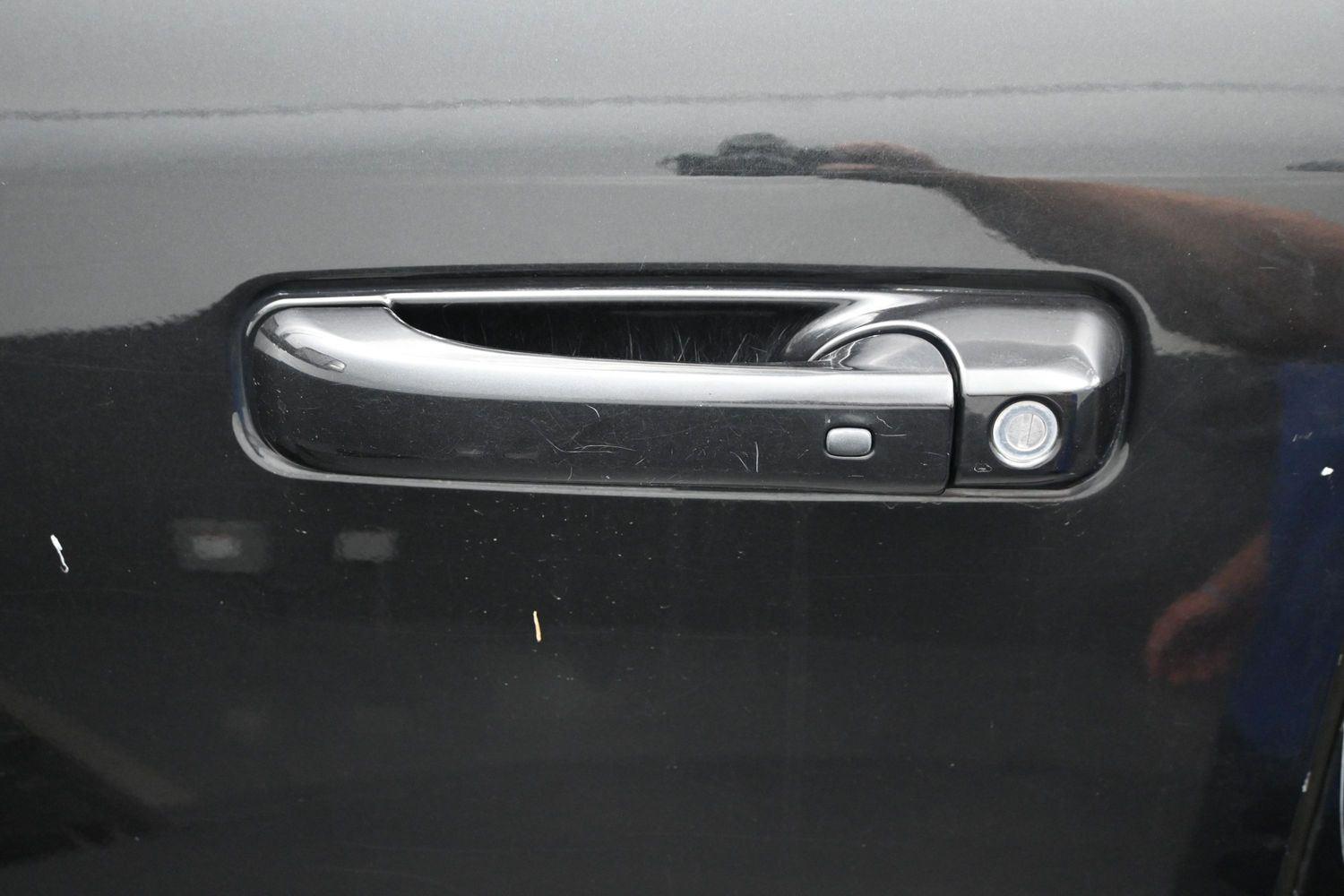 Used 2017 Brilliant Black Crystal Pearlcoat Ram Laramie image 15