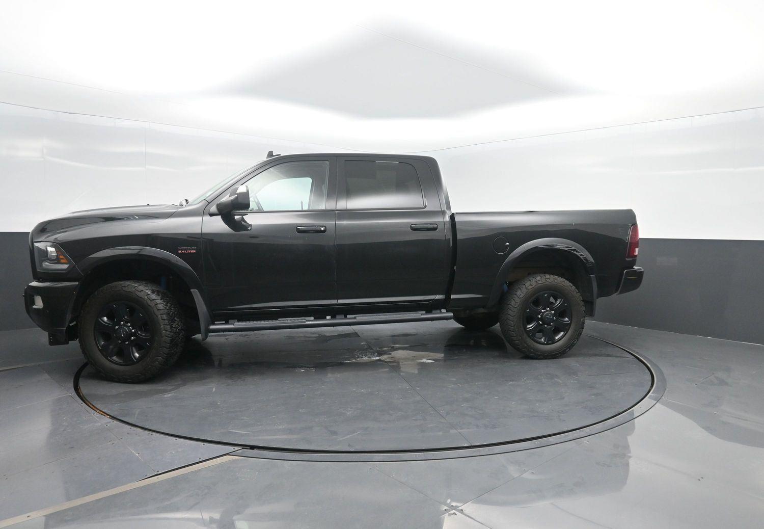 Brilliant Black Crystal Pearlcoat 2017 RAM 2500 Pickup Truck Four-Wheel Drive 6-Speed Automatic