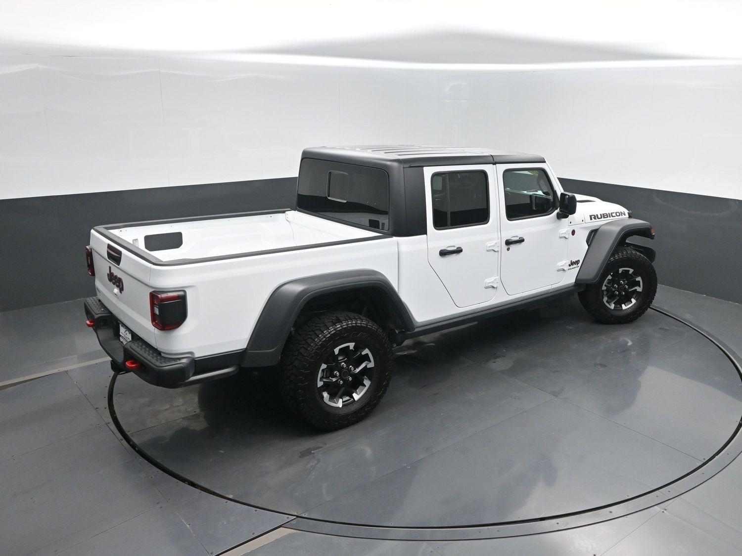 Used 2026 Bright White Clearcoat Jeep Rubicon image 35