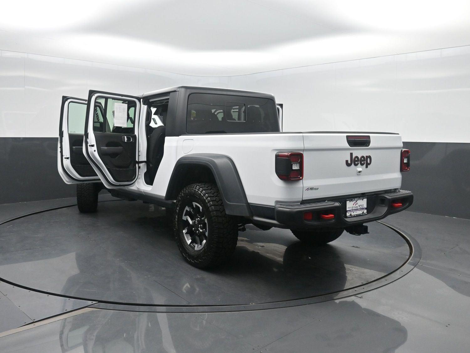 Used 2026 Bright White Clearcoat Jeep Rubicon image 42