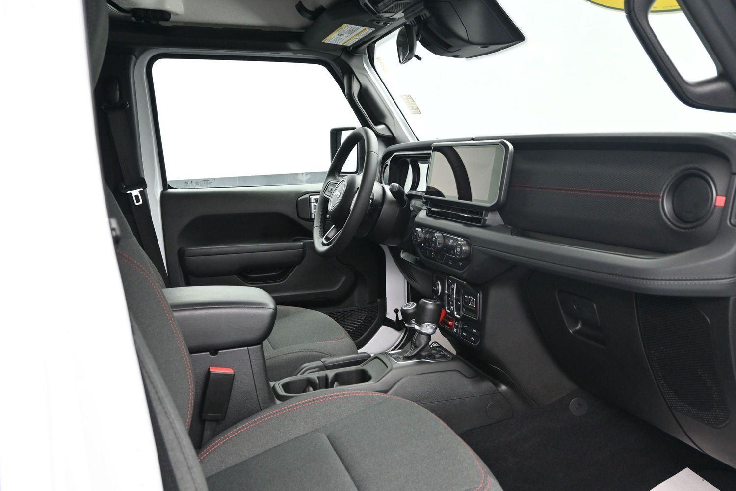 Used 2026 Bright White Clearcoat Jeep Rubicon image 13