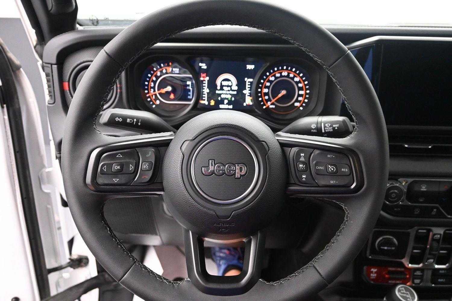 Used 2026 Bright White Clearcoat Jeep Rubicon image 20