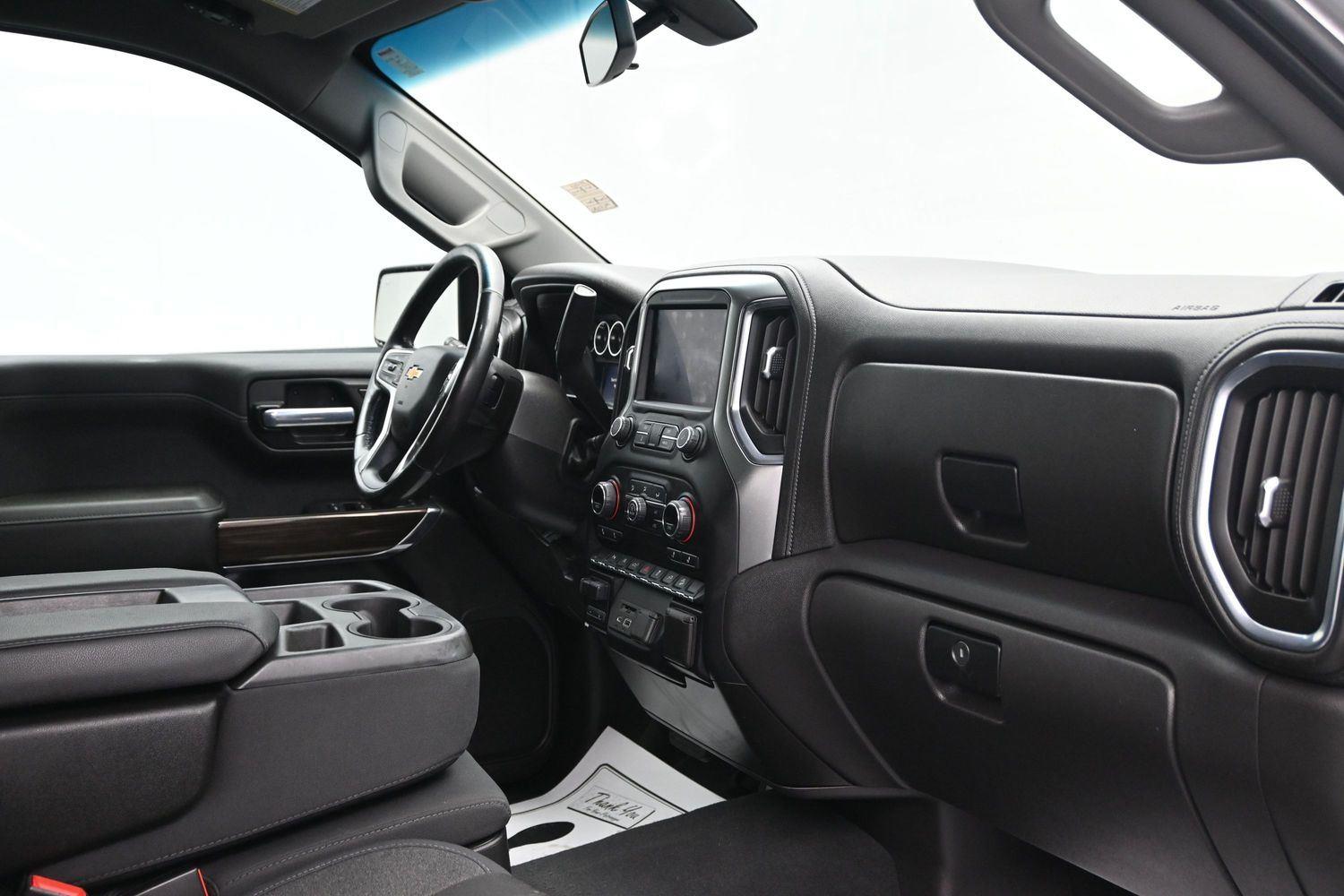 Used 2021 Silver Ice Metallic Chevrolet LT image 13