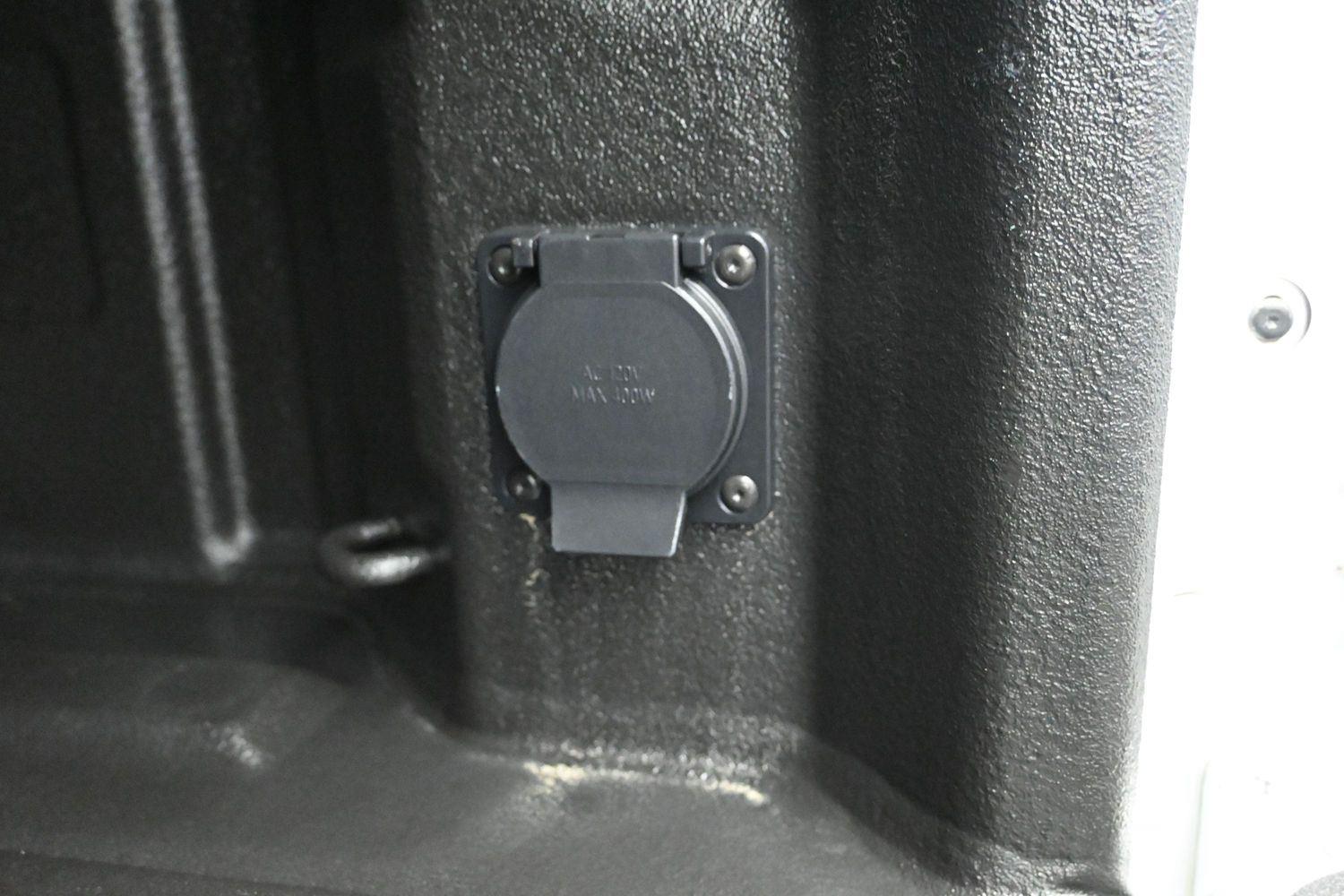 Used 2021 Silver Ice Metallic Chevrolet LT image 19