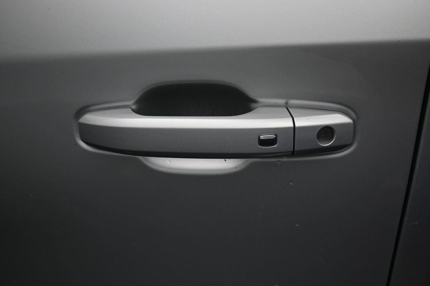 Used 2021 Silver Ice Metallic Chevrolet LT image 20