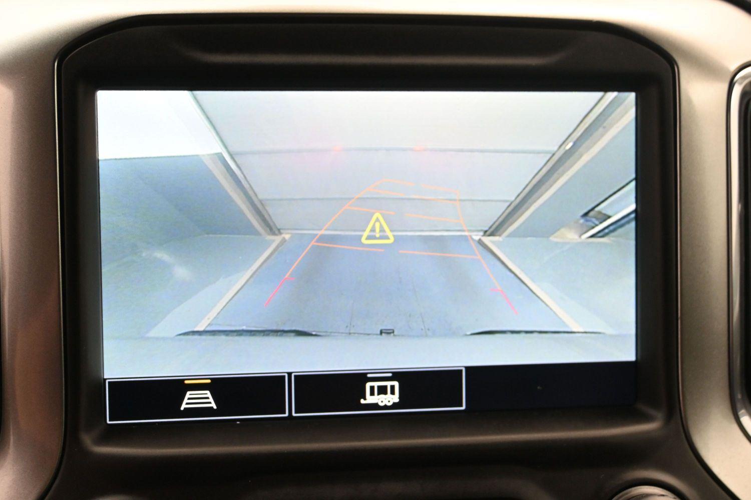 Used 2021 Silver Ice Metallic Chevrolet LT image 32