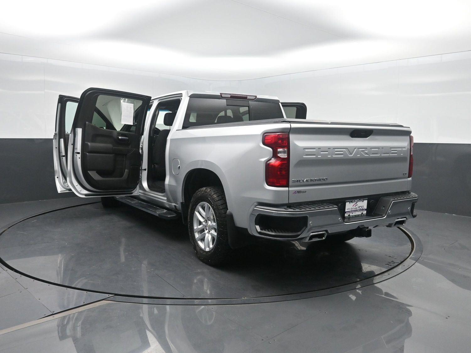 Used 2021 Silver Ice Metallic Chevrolet LT image 50