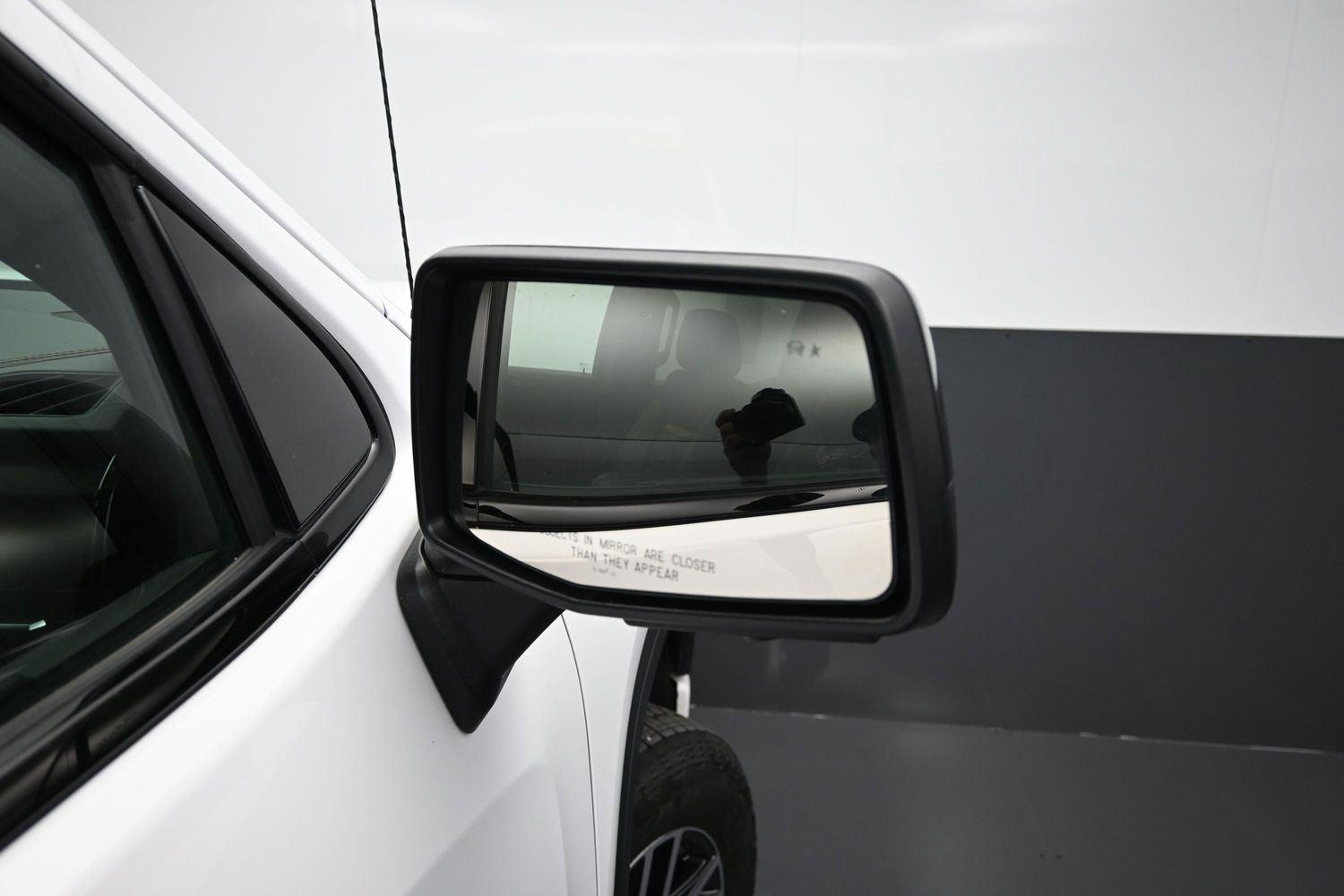 Used 2026 Summit White GMC AT4 image 9