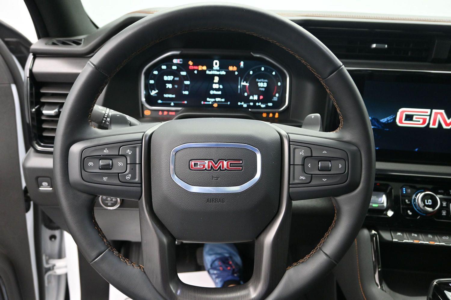Used 2026 Summit White GMC AT4 image 26
