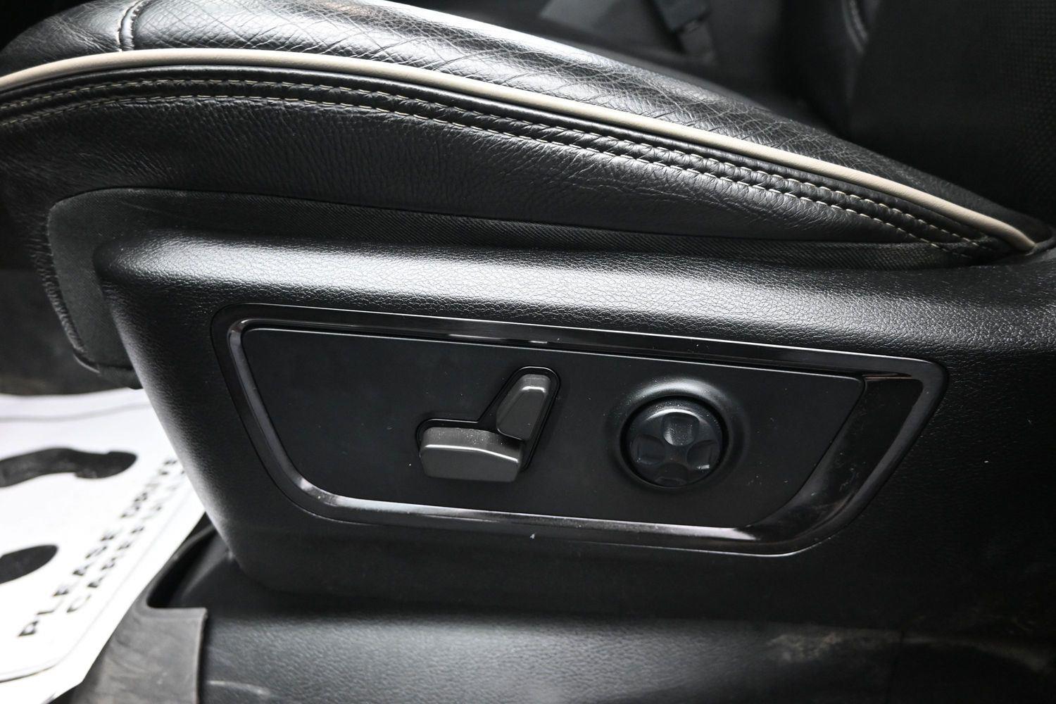 Used 2022 Red Pearl Ram Limited image 24