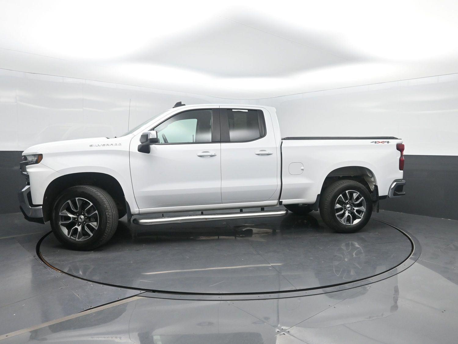 Summit White 2019 Chevrolet Silverado 1500 Pickup Truck Four-Wheel Drive 8-Speed Automatic