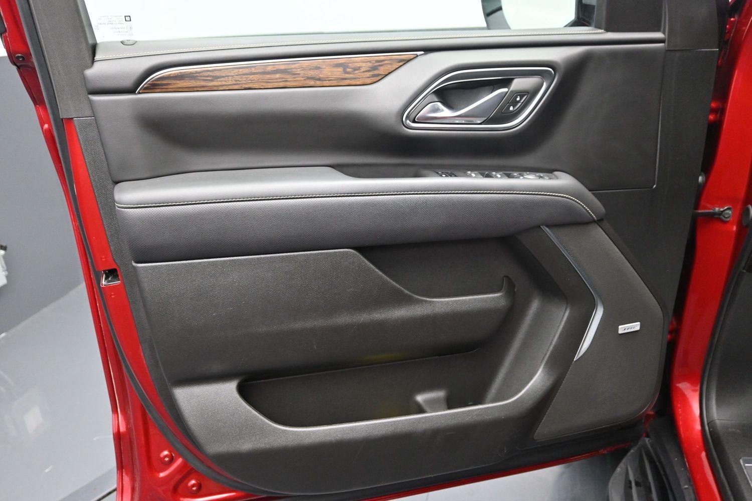 Used 2024 Radiant Red Tintcoat Chevrolet Premier image 22