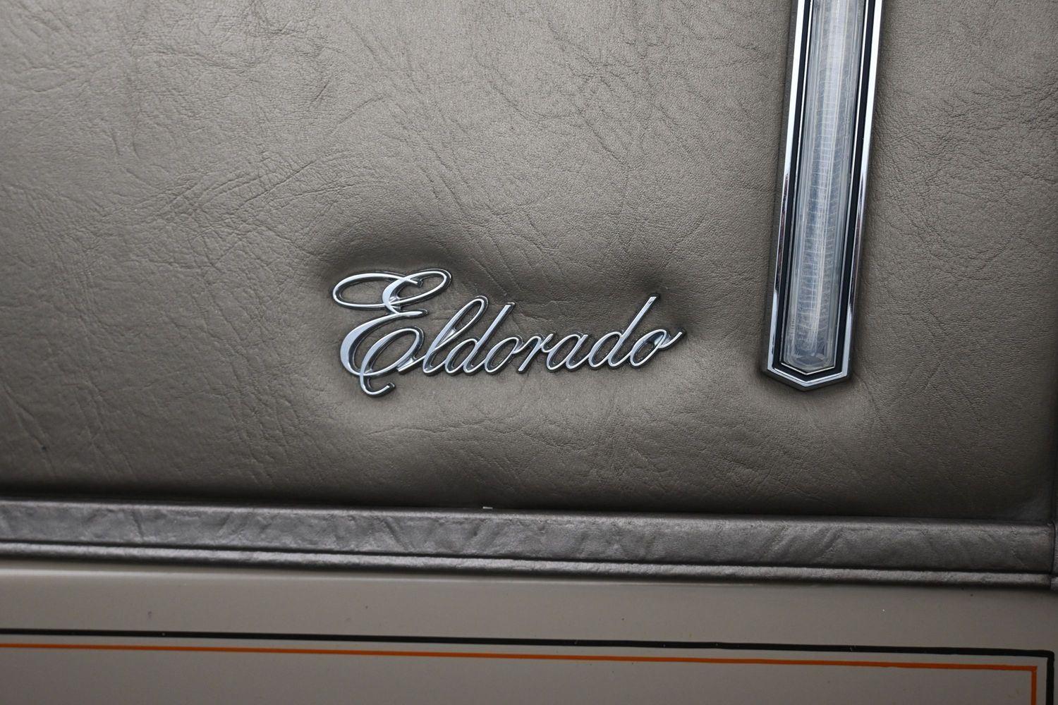 Used 1985  Cadillac  image 6