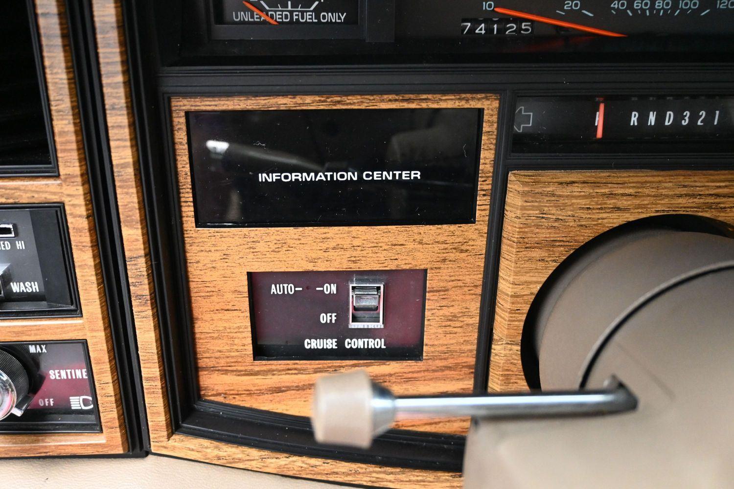 Used 1985  Cadillac  image 20